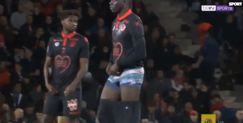 惨不忍睹！快船背靠背0胜5负，关键时刻比赛2胜9负