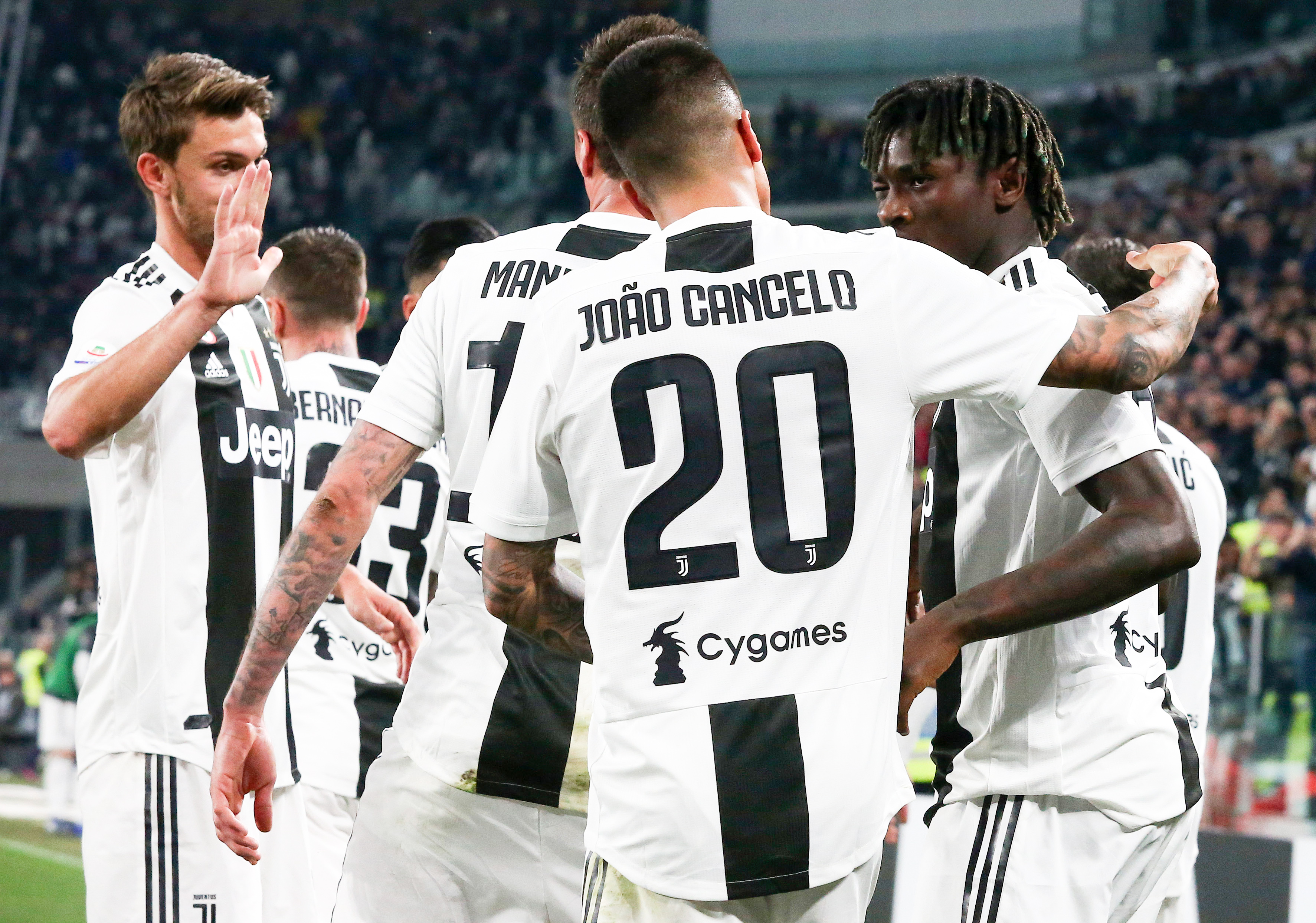 新疆95-96深圳遭3坏消息！外援配置糟糕，外线防守拉胯，欠缺领袖