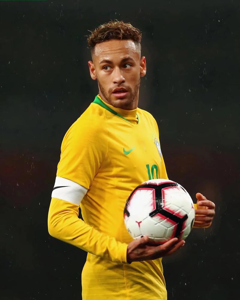 斯内德：世界杯四强？我看好葡萄牙、西班牙、法国和巴西