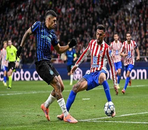 雷霆11月24日以122-95大胜开拓者，杨瀚森打破中国球员NBA得分纪录，展现强大实力。