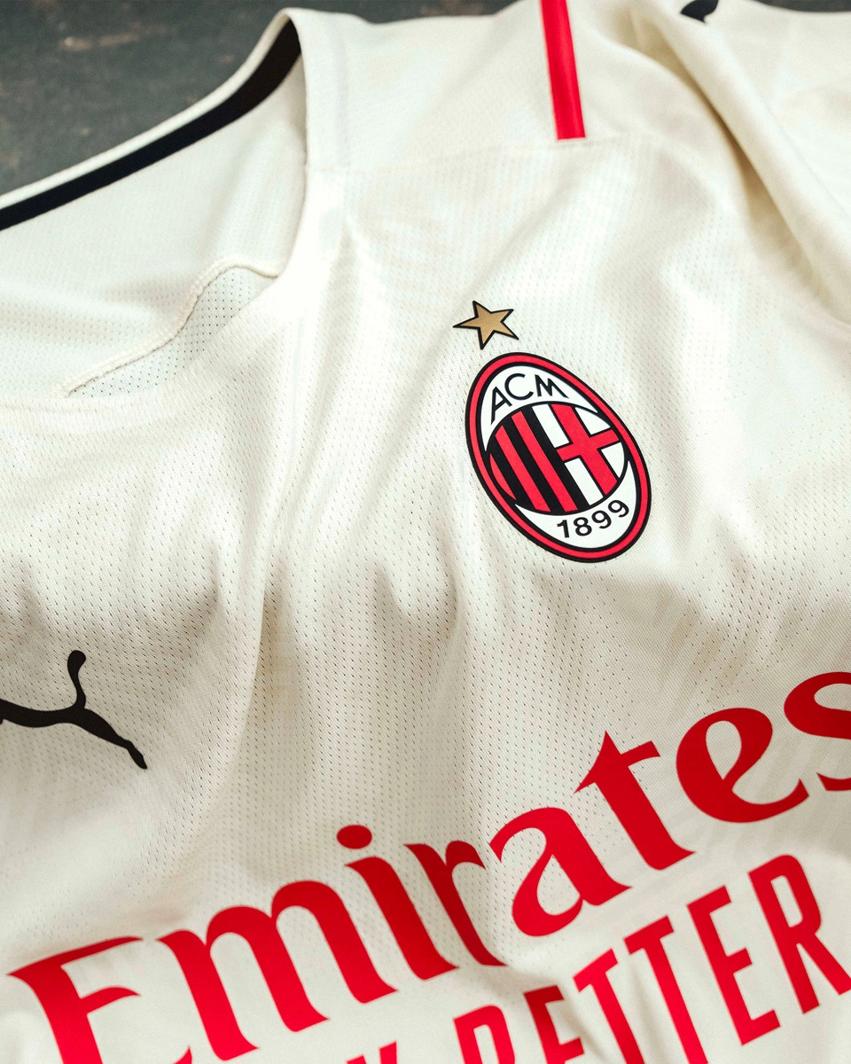 皇马公布欧冠战曼城名单：姆巴佩受伤仍入选，卡马文加缺席